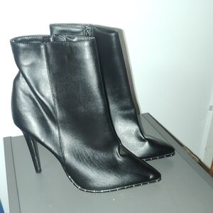 Le Chateau Sleek Black Heeled Boots